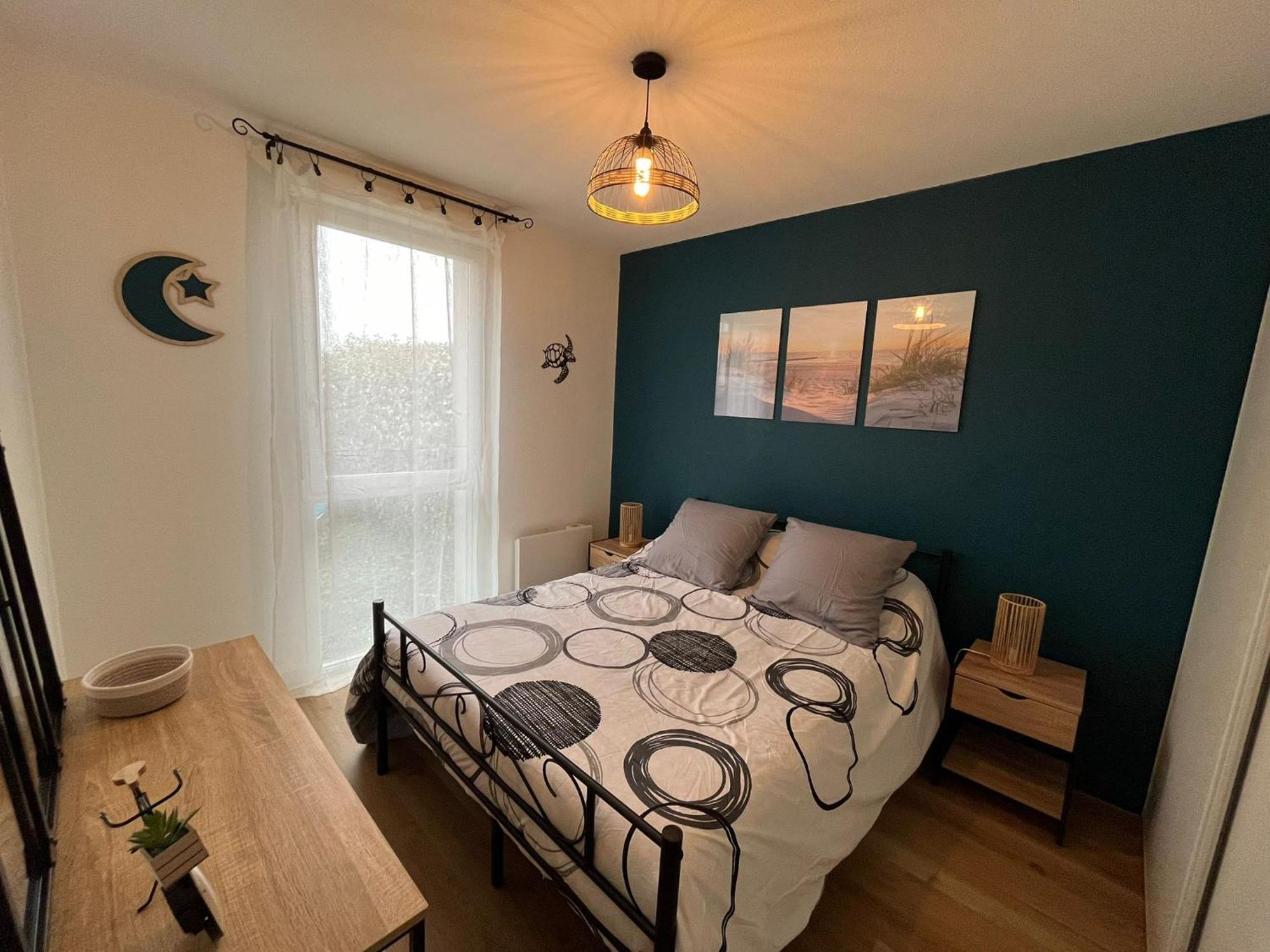 Appartement Avec Jardin A Rochefort Экстерьер фото